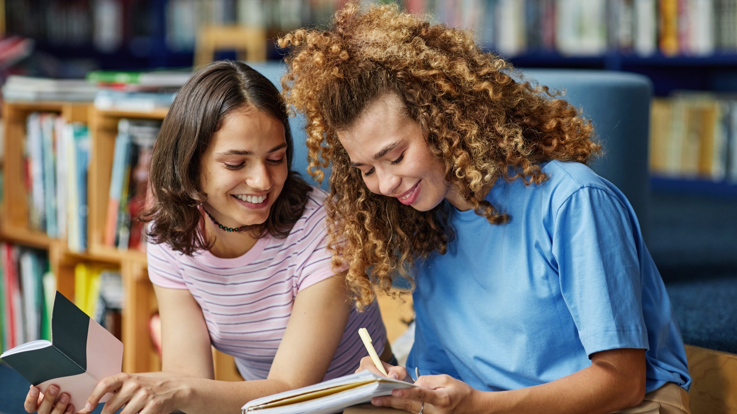 Lanzamos nuevos cursos en MCampus Comunidad, nuestra plataforma educativa libre y gratuita, para impulsar el futuro profesional de los jóvenes